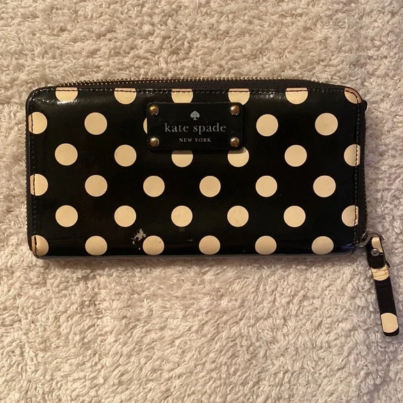 Kate Spade Wallet - Picture 1 of 6